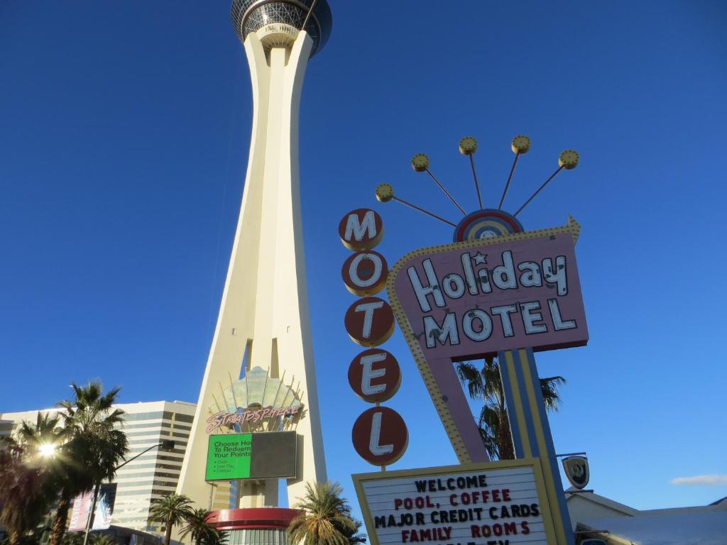 Enticing Stay At Strat Casino Strip Las Vegas Exterior photo
